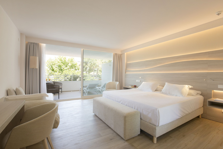 Bedroom 3, Canyamel Park Hotel & Spa - Adults Only, Baleares