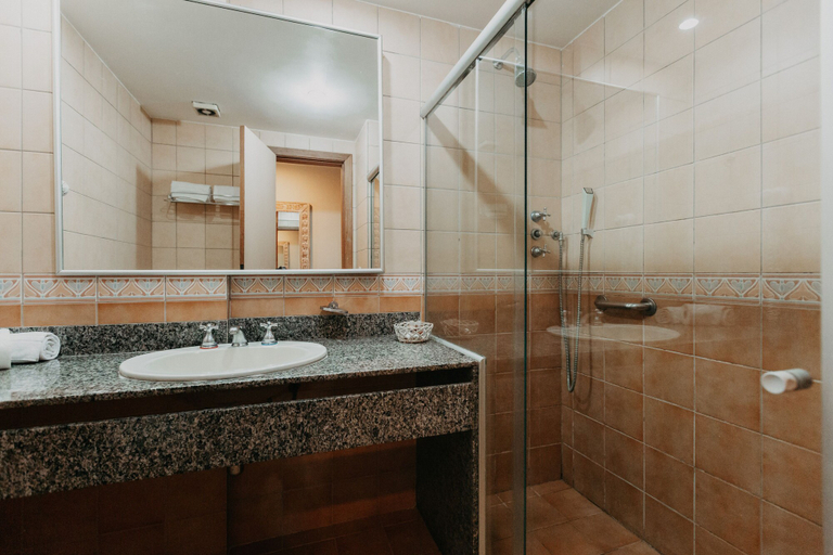 Bathroom 4, Kastel Itaipava Centro Hotel, Petrópolis