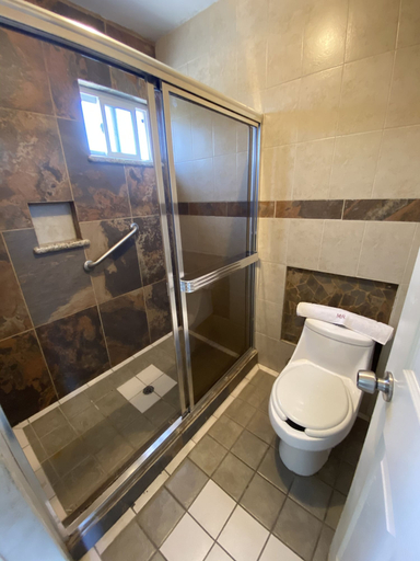 Bathroom 3, Hotel Reno, Tijuana