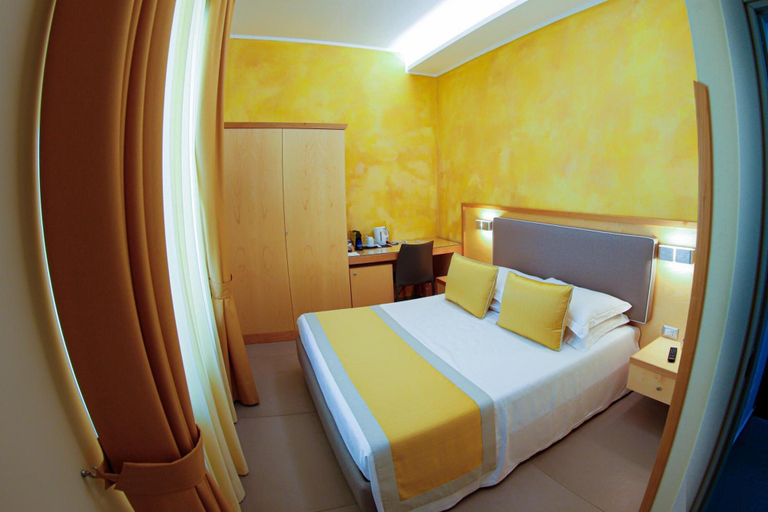 Bedroom 4, B&B Lapillus, Napoli