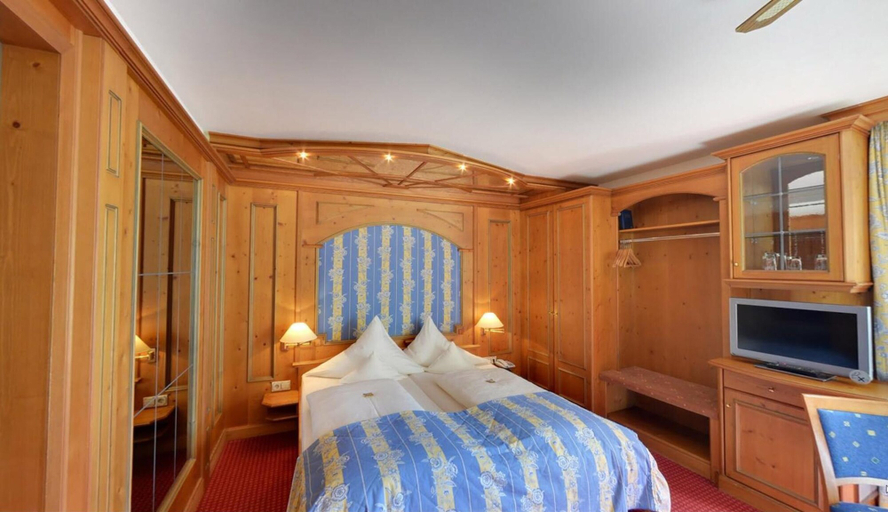 Bedroom 3, Hotel Augsburger Hof, Augsburg