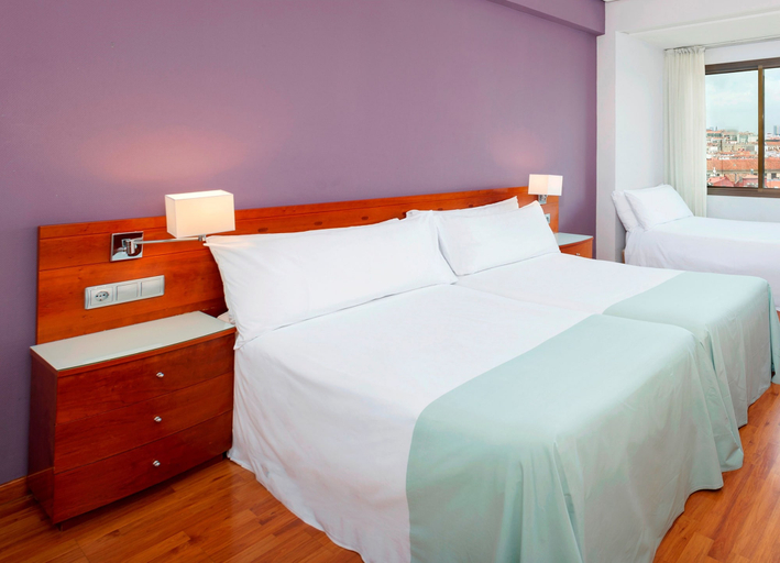 Bedroom 4, Hotel Madrid Centro Affiliated by Meliá, Madrid