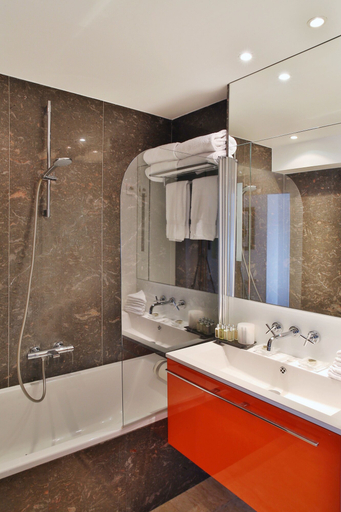 Bathroom 4, Montmartre Residence, Paris