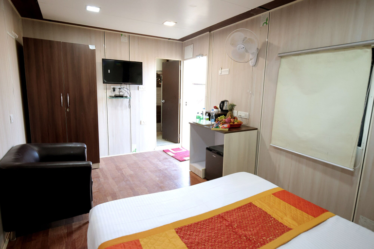 Bedroom 2, Bhavya resort-Luxury Boutique Desert Camp, Jaisalmer