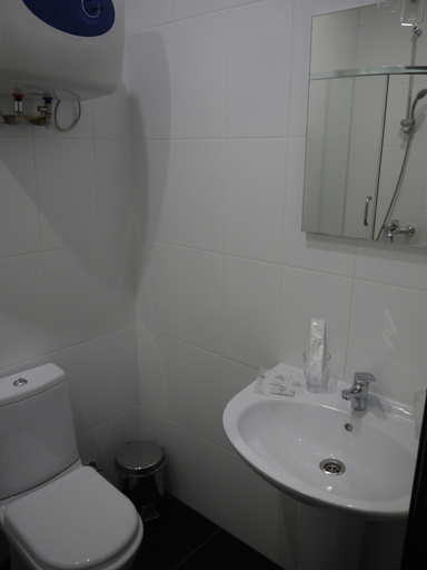 Bathroom 3, Toledo Hotel, Aksayskiy rayon