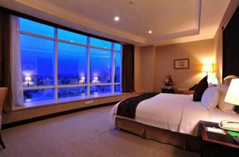 Bedroom 12
