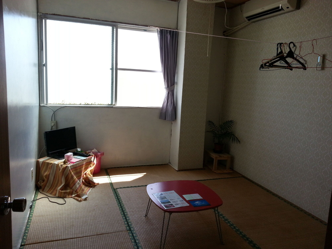 Bedroom 3, Minshuku Myojoso, Yoron