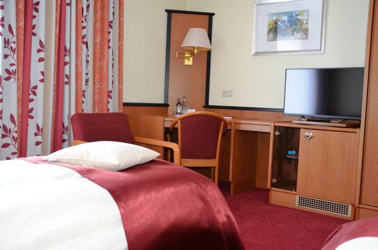 Bedroom 2, Hotel Exquisit, Minden-Lübbecke