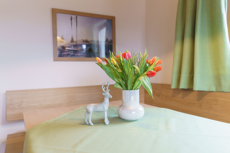 Bedroom 2, Apartmenthaus Jagdhof, Innsbruck Land