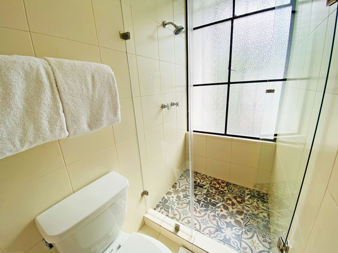 Bathroom 3, Parral 14 Boutique Hotel, Mexico City