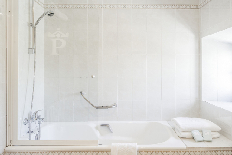 Bathroom 5, Parador de Zafra, Badajoz