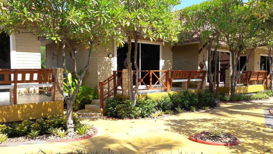 Exterior & Views 2, Dollaporn House, Hua Hin