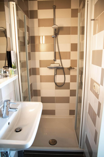 Bathroom 5, The Happy Traveler, Groningen