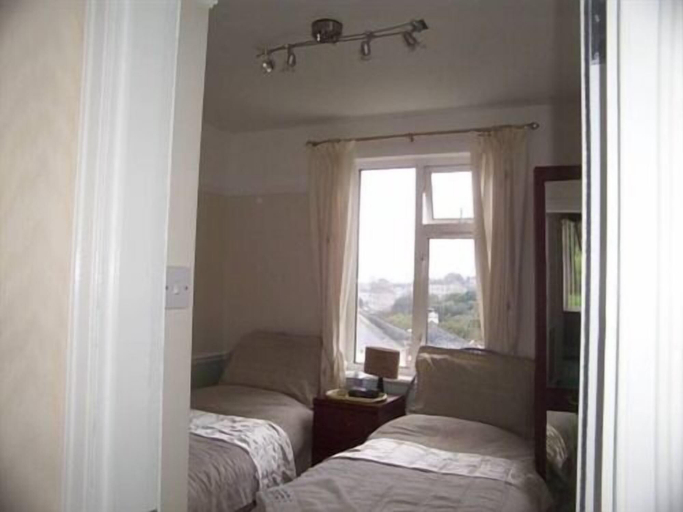 Bedroom 4, Alma Lodge Guest House, Plymouth