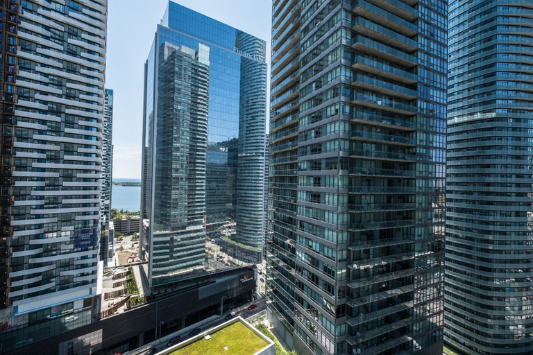Exterior & Views 2, QuickStay - Premium 2bdrm Downtown Condo, Toronto