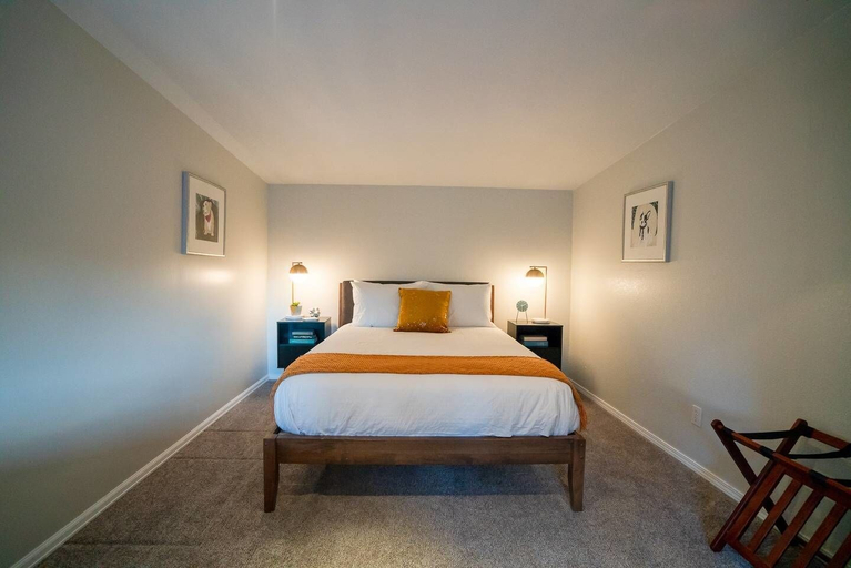 Bedroom 3, Sophisticated City Escape near DU, Denver