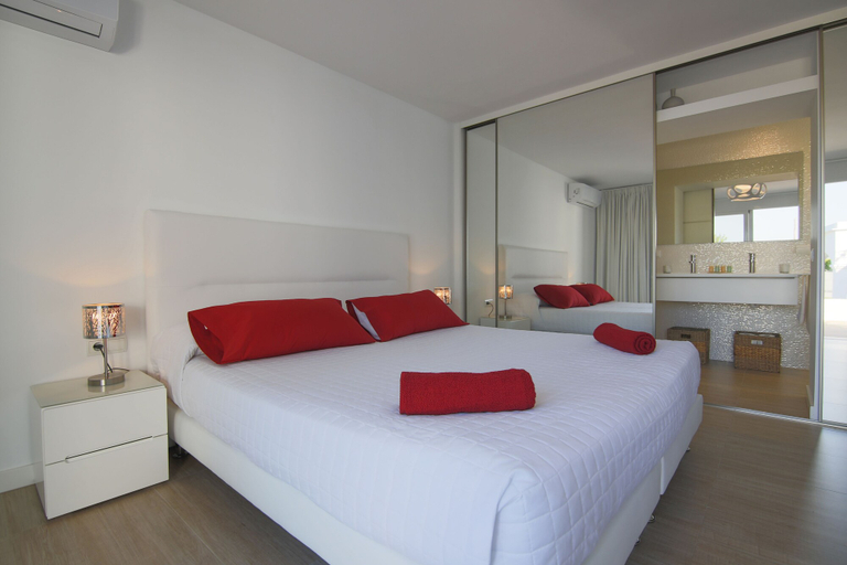 Bedroom 4, Villa Can Raes, Baleares