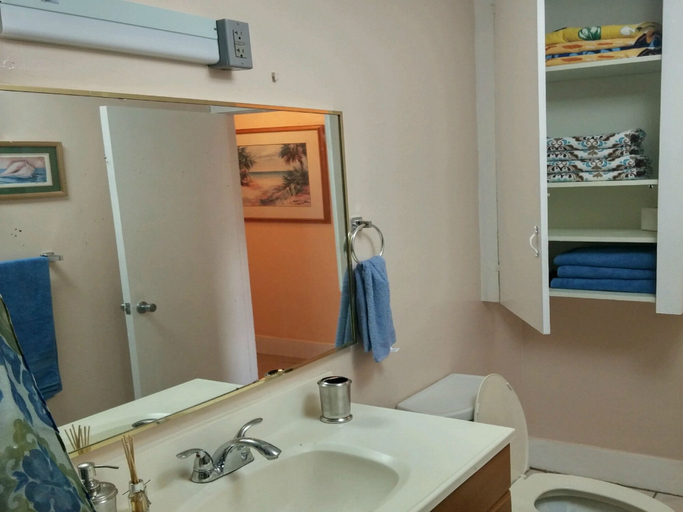 Bathroom 3, 3 Bedroom Kihei Vacation Rental, Maui