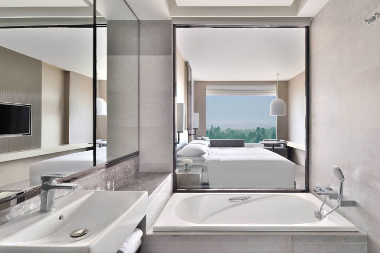 Bathroom 5, Kathmandu Marriott Hotel, Bagmati