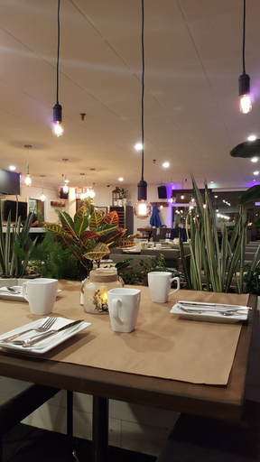 Food & Drinks 5, Hôtel Sept-Îles, Sept-Rivières--Caniapiscau