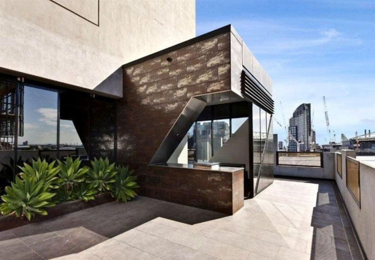 Exterior & Views 2, ReadySet Apartments on Spencer, Melbourne