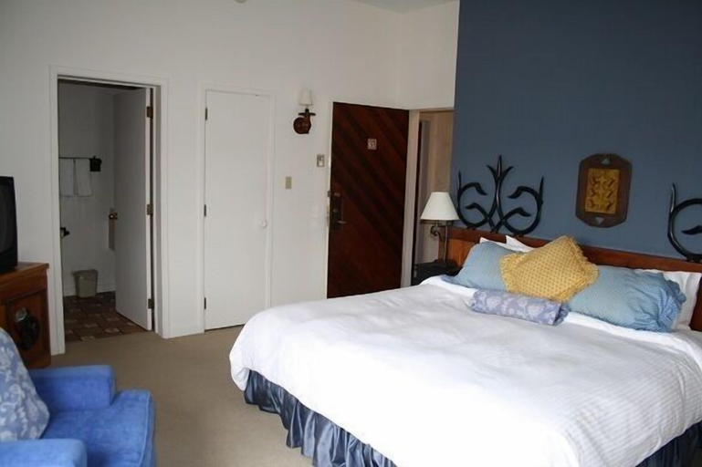 Bedroom 3, Benmiller Inn & Spa, Huron