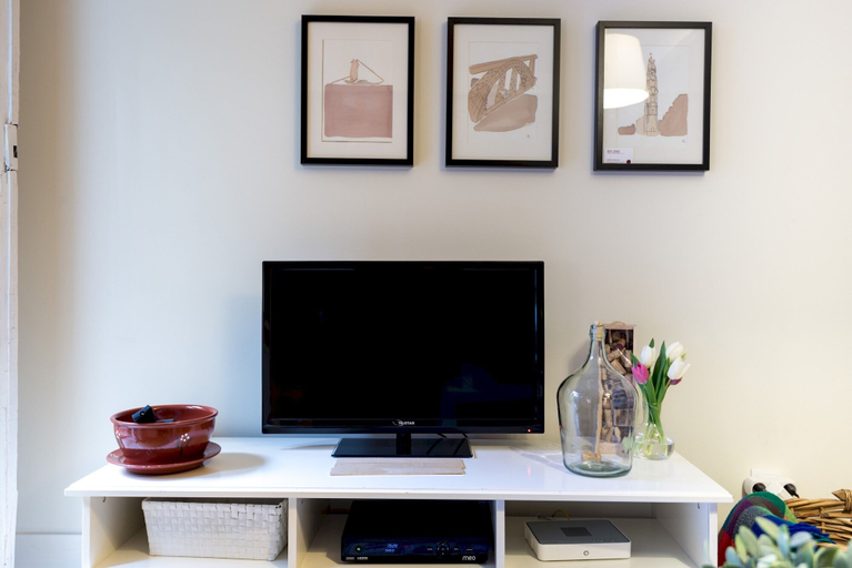 Others 5, Frs001 · Vinofino 2B Duplex Private Garden · Wifi · View, Porto