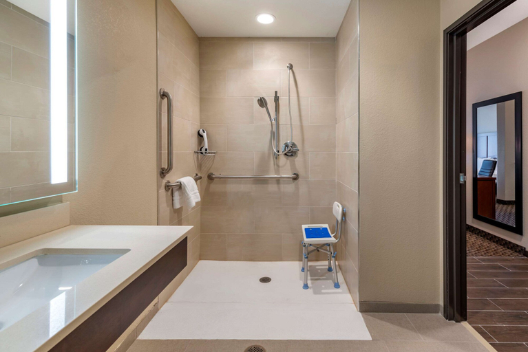 Bathroom 5, Comfort Suites Broomfield-Boulder/Interlocken, Broomfield