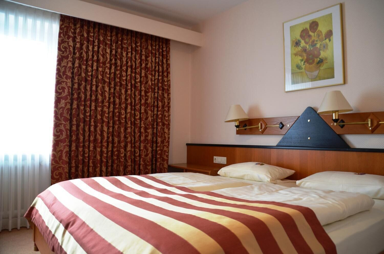 Bedroom 4, Hotel Exquisit, Minden-Lübbecke