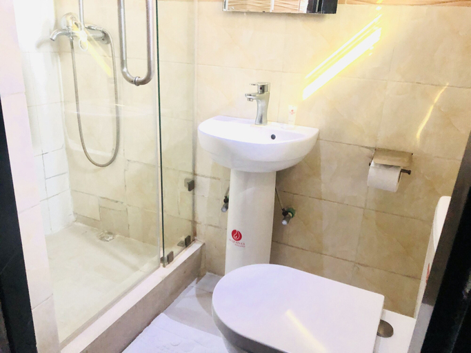 Bathroom 3, Villa Angelia Hotel Annex, Eti-Osa