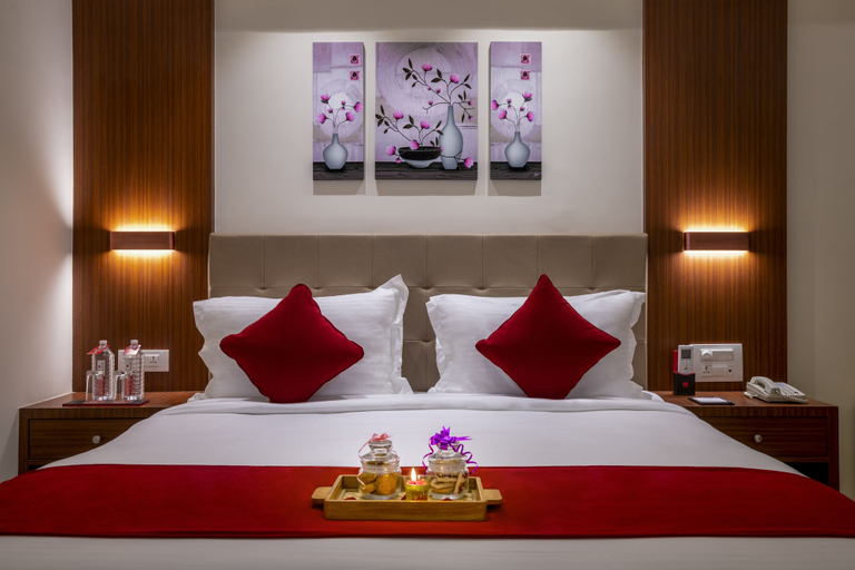 Bedroom 2, Lords Eco Inn Rajkot Shapar, Rajkot