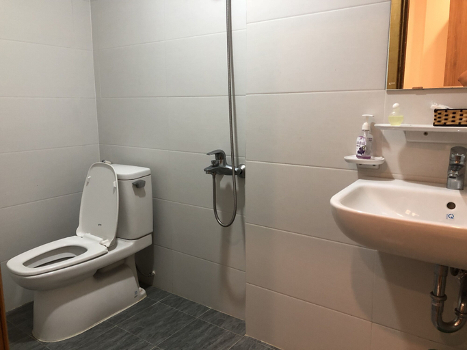 Bathroom 3, Hanoi Hotel, Da Nang