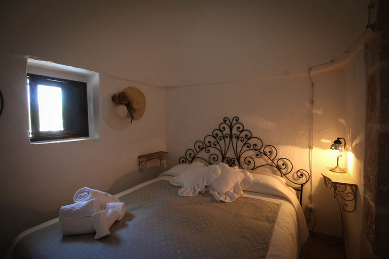 Bedroom 2, Trulli della Contessa, Bari