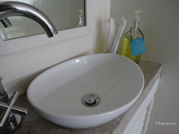Bathroom 5, Momo Beach House, Panglao