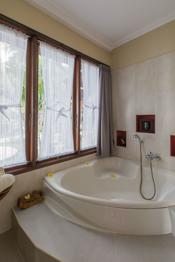 Bathroom 4, Puri Wirata Dive Resort and Spa, Karangasem