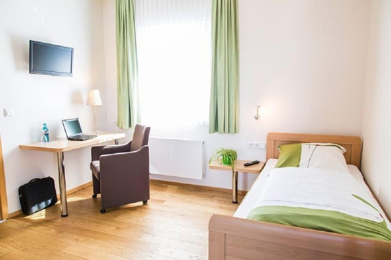 Bedroom 3, Hotel-Gaststätte Franke, Borken