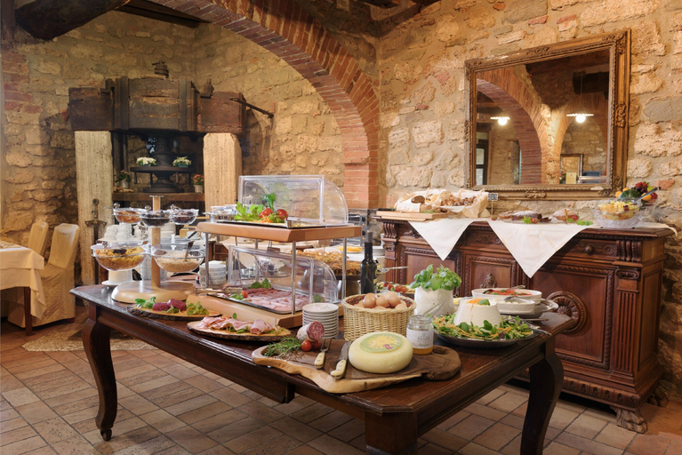 Food & Drinks 5, Laticastelli Country Relais, Siena