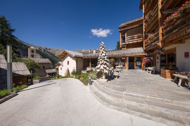 Exterior & Views 2, Hotel & Spa L'Alta Peyra, Hautes-Alpes