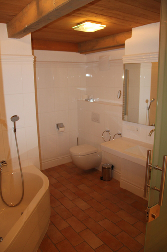 Bathroom 3, Landhaus Schloss Anras, Lienz