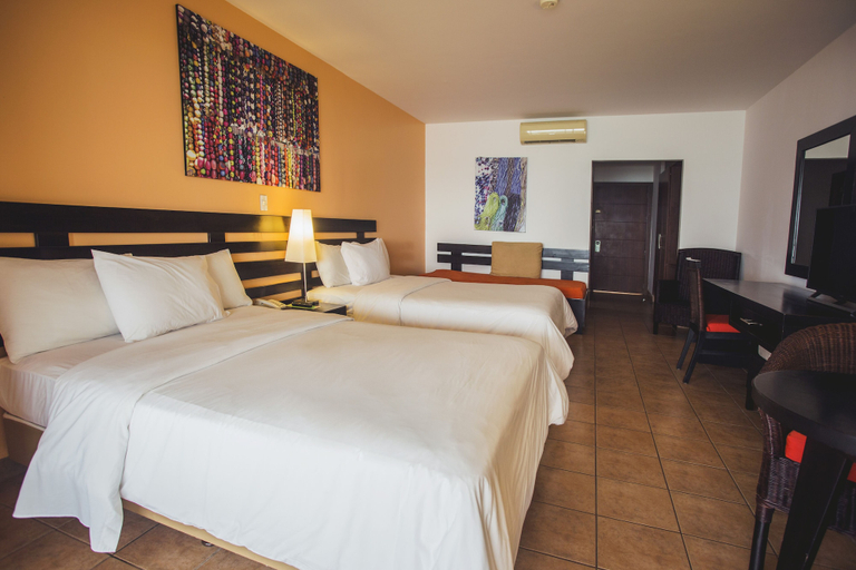 Bedroom 3, Royal Decameron Mompiche - All Inclusive, Muisne