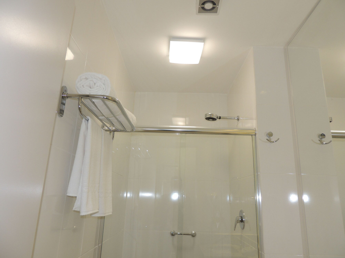 Bathroom 4, Lagoon Prime Hotel, Lagoa Santa
