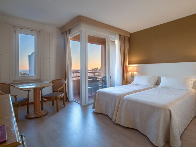 Bedroom 3, Dom Pedro Marina, Loulé