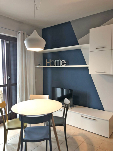 In-room dining 3, La Quiete 09 Holideal, Brescia