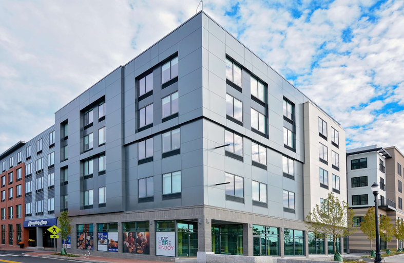 Exterior & Views 1, Hampton Inn Salem Boston, Essex