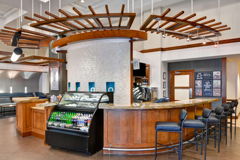 Food & Drinks 5, Hyatt Place Birmingham/Hoover, Jefferson