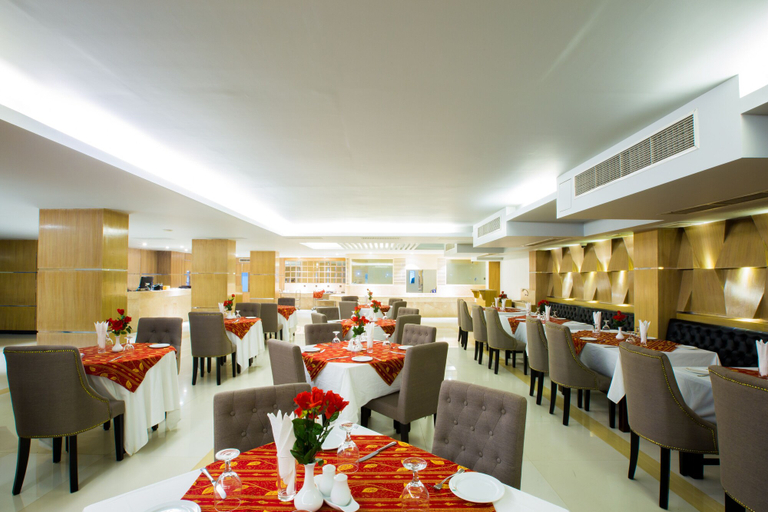 Food & Drinks 5, Momo Inn, Bogra