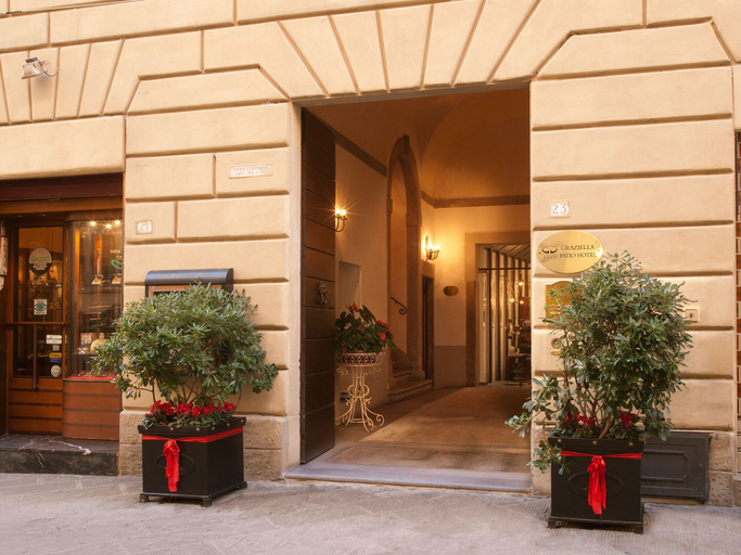 Exterior & Views 2, Graziella Patio Hotel, Arezzo