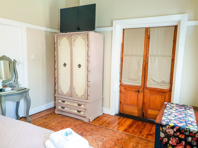 Bedroom 2, Bauhenia Guesthouse, Dr Kenneth Kaunda