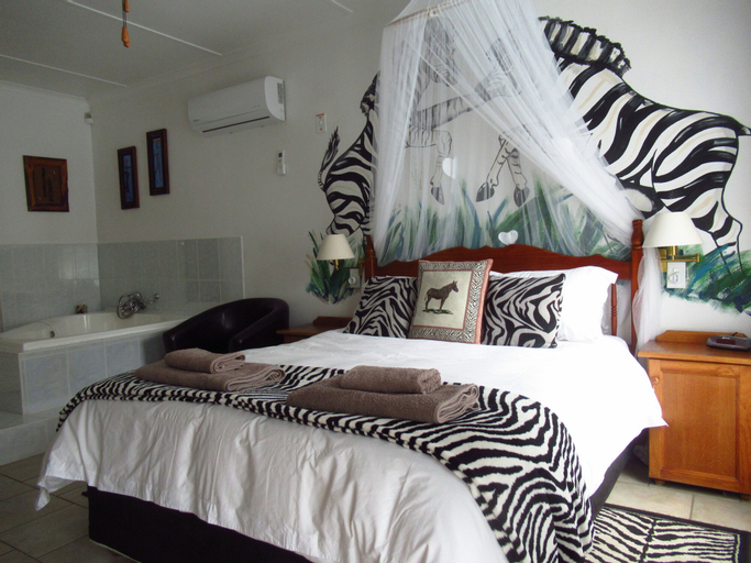 Bedroom 4, Bhangazi Lodge, Umkhanyakude