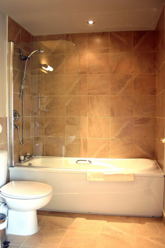 Bathroom 3, Shireburn Arms Hotel, Lancashire